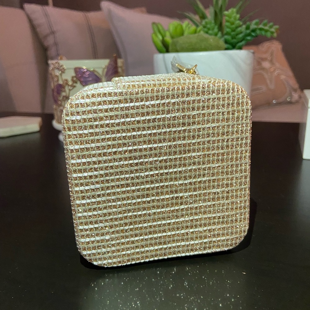 DIOR Beauty Jewelry Case 2025 Holiday Collection Gold NEW! - Picture 6 of 8